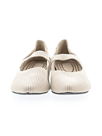 Unbranded Flats (view 2)