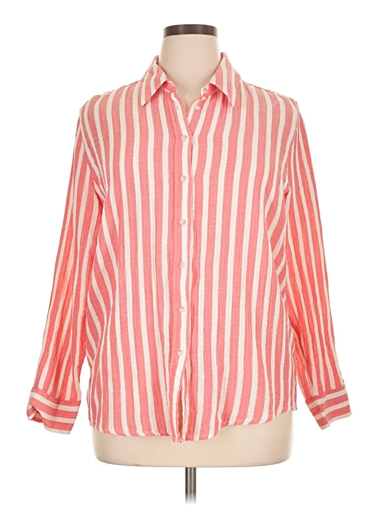 Universal Thread 3/4 Sleeve Button Down Shirt In Red