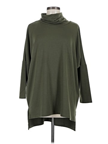 Caslon Poncho (view 1)