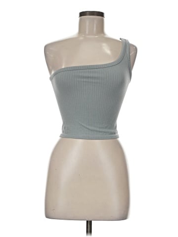 Dynamic Sleeveless Top (view 1)