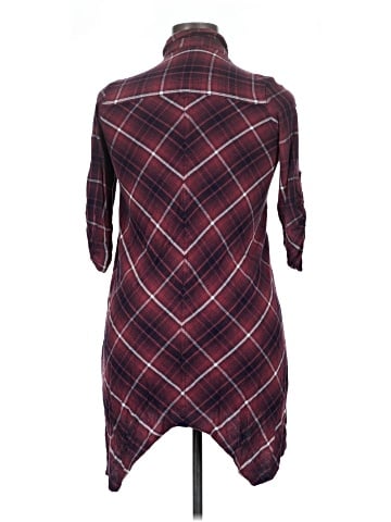 Max Studio 3/4 Sleeve Button-Down Shirt (view 2)