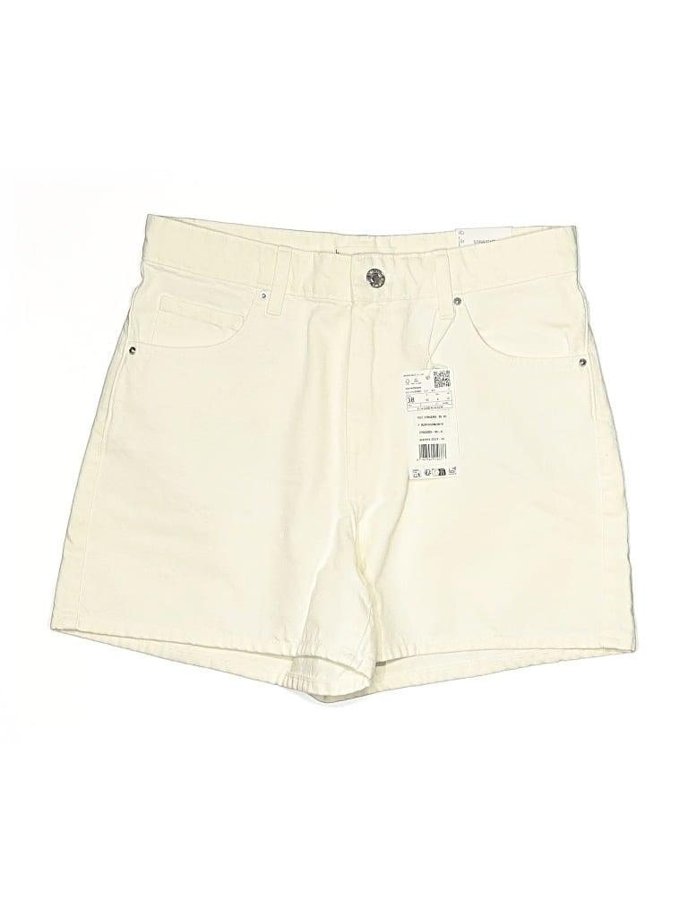 Mng Shorts In White