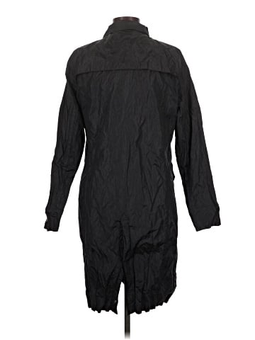 Victorinox Raincoat (view 2)