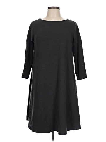 Thyme and Honey Casual Dress (view 1)