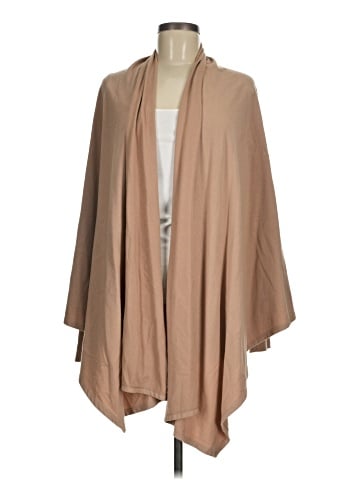 Newport News Poncho (view 1)