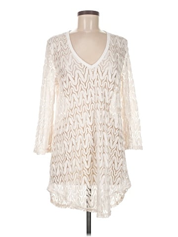 Elif for Jordan Taylor 3/4 Sleeve Blouse (view 1)