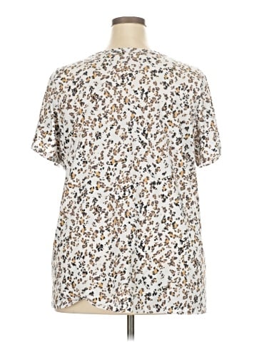 Lane Bryant Short Sleeve T-Shirt (view 2)