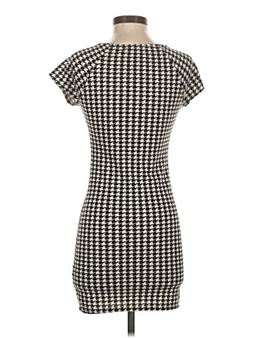 Forever 21 Casual Dress (view 2)