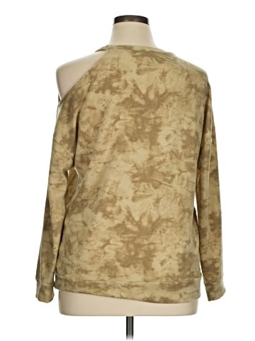 Cherish Pullover Sweater (view 2)