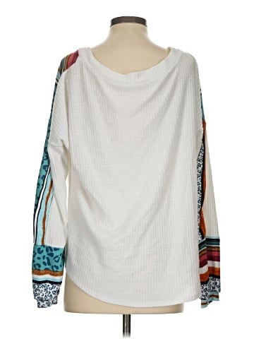 Lovely Melody Pullover Sweater (view 2)