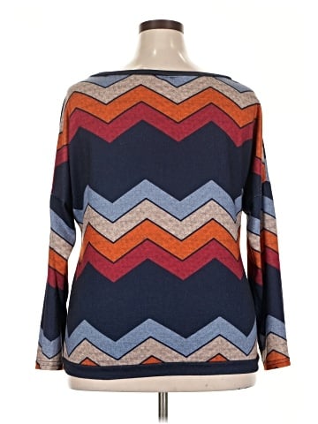 Coeur De Vague Pullover Sweater (view 2)
