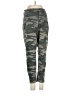 Universal Thread Camo Green Cargo Pants Size 27 waist - photo 1