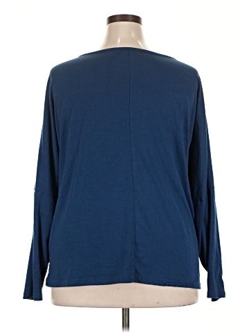 Acevog Long Sleeve T-Shirt (view 2)