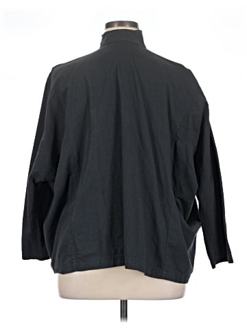 Blanque 3/4 Sleeve Button-Down Shirt (view 2)