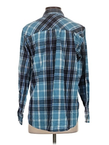 Time and Tru Long Sleeve Button-Down Shirt (view 2)