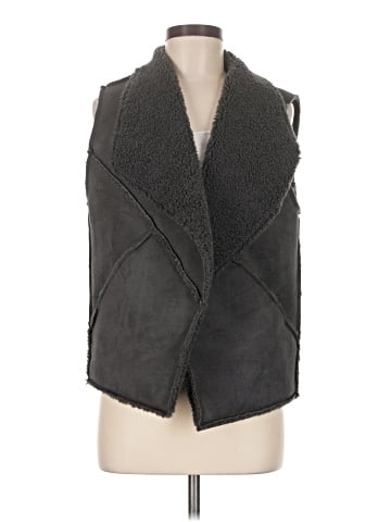 Akaiv Faux Fur Vest (view 1)