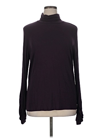 Preswick & Moore Long Sleeve Top (view 1)