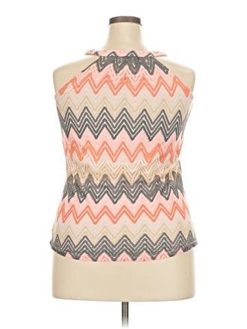 Tacera Sleeveless Top (view 2)