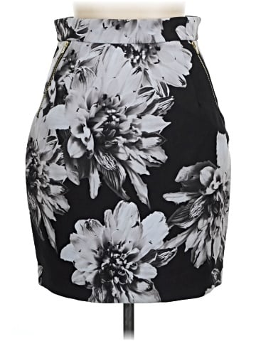 H&M Casual Skirt (view 1)