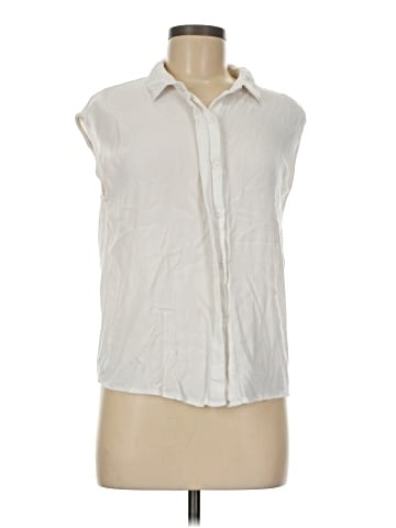 Forever 21 Sleeveless Button-Down Shirt (view 1)