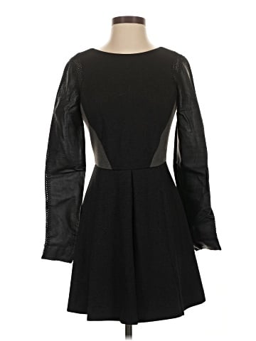 Stella & Jamie Casual Dress (view 1)