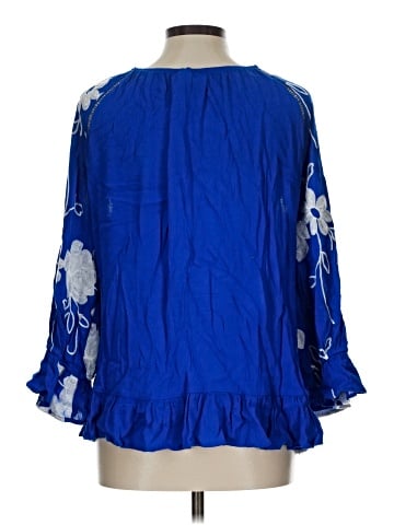Liv Los Angeles 3/4 Sleeve Blouse (view 2)