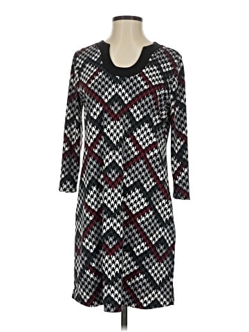 Versona Casual Dress (view 1)