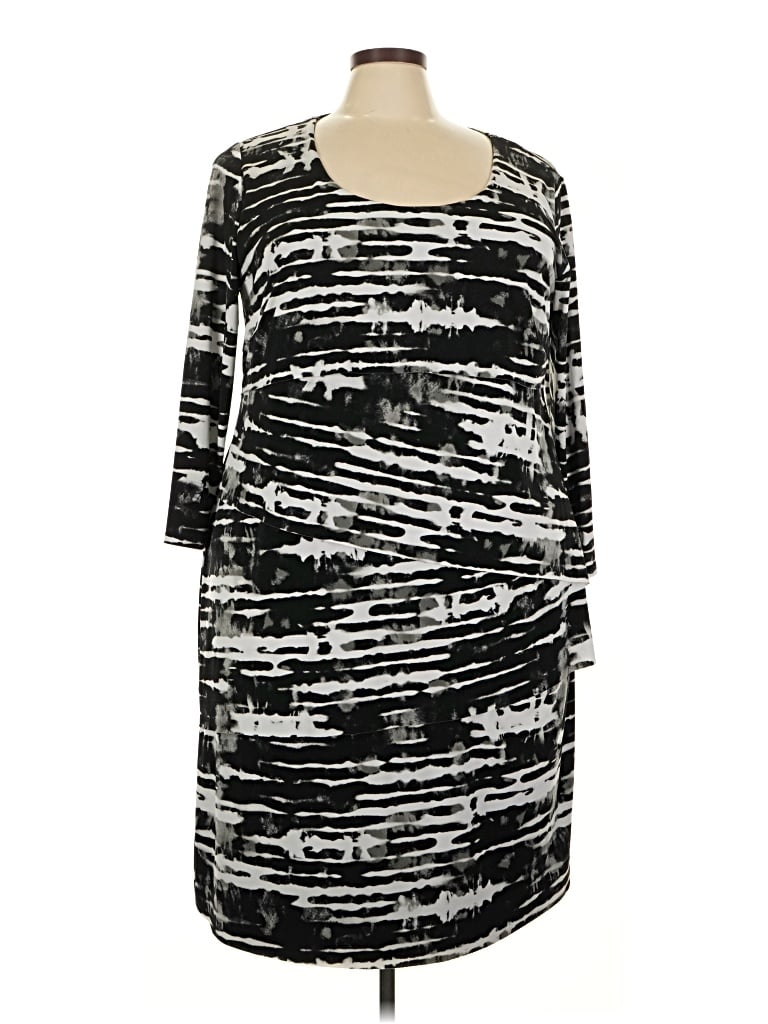 Pre-owned Avenue Casual Dress In Black