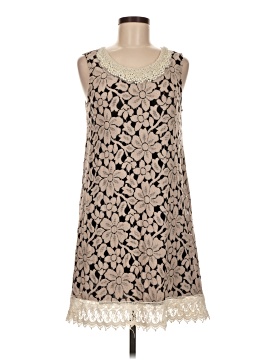 mela london lace dress Mela London Lace Halter Neckline High-Low Dress, Women's Fashion, Dresses & Sets, Dresses on Carousell