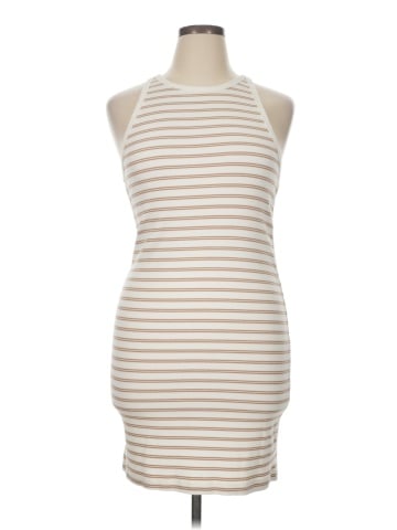 Old Navy Casual Dress (view 1)