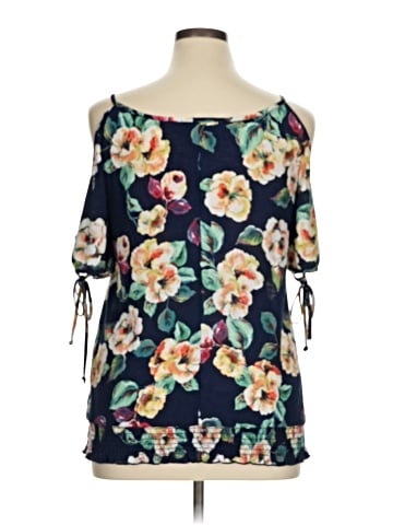 Naif Sleeveless Blouse (view 2)