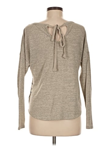 E&M Collection Pullover Sweater (view 2)