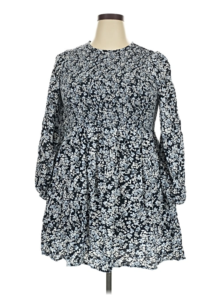 Pre-owned Old Navy Casual Dress In Blue