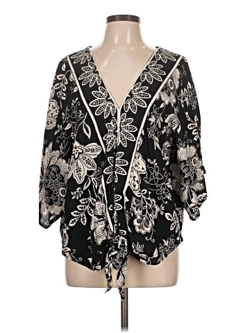 Nostalgia Kimono (view 1)