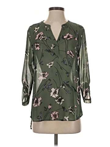 Q&A 3/4 Sleeve Blouse (view 1)