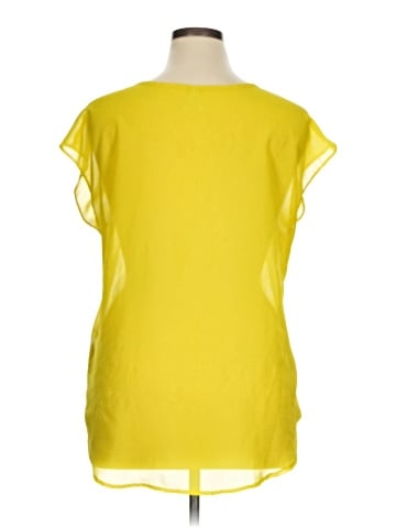 Truth Short Sleeve Top (view 2)