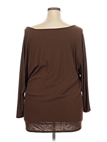 Old Navy - Maternity 3/4 Sleeve Top (view 2)