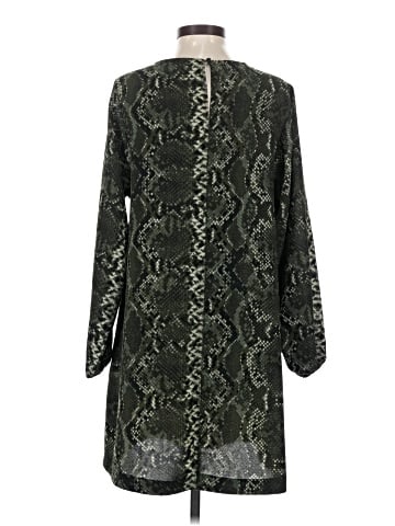 H&M Casual Dress (view 2)