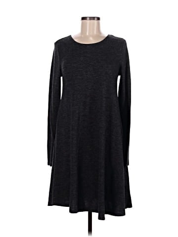 Old Navy Casual Dress (view 1)