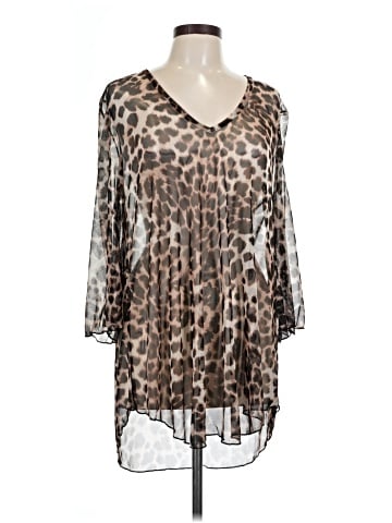 Jordan Taylor 3/4 Sleeve Blouse (view 1)