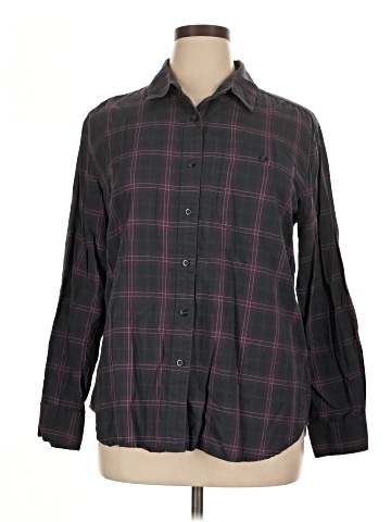 Lee Long Sleeve Button-Down Shirt (view 1)