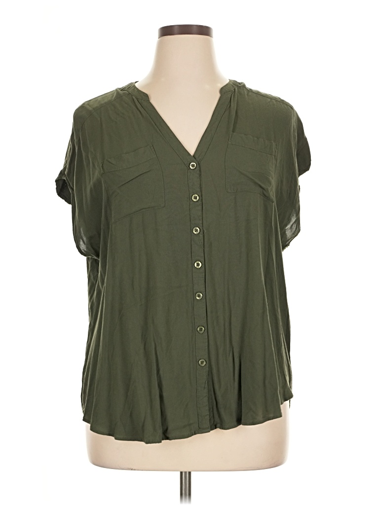 Pre-owned Torrid Short Sleeve Blouse In Green