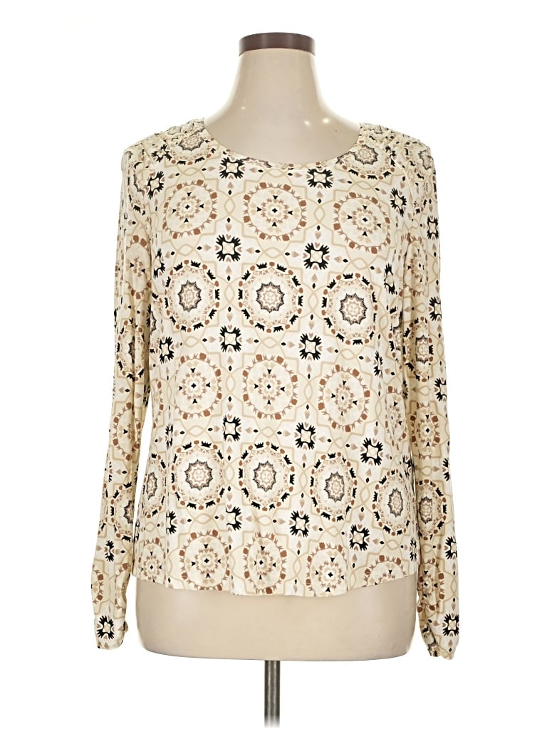 Pre-owned Chico's Long Sleeve Blouse In White