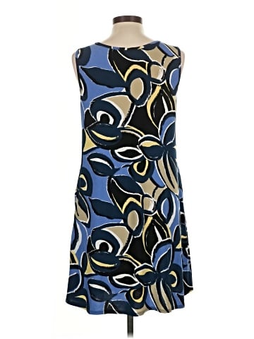 Lily Casual Dress (view 2)