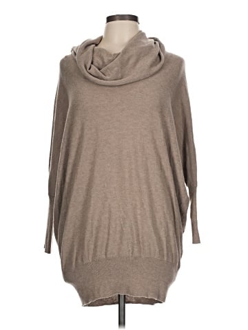 Between Me & You 3/4 Sleeve Top (view 1)