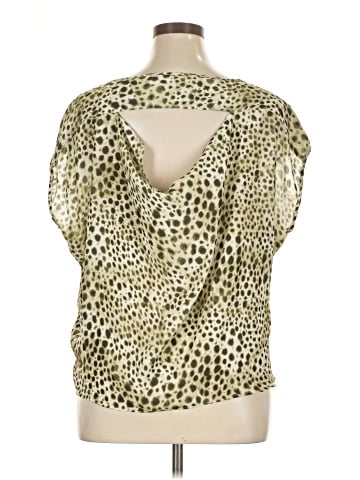 Jennifer Lopez Short Sleeve Top (view 2)