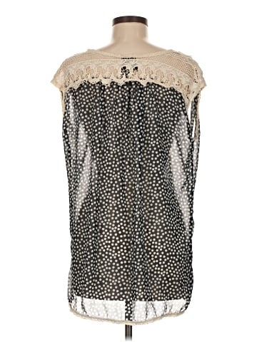 Bisou Bisou Sleeveless Blouse (view 2)