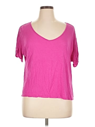 Wet Seal Short Sleeve T-Shirt (view 1)