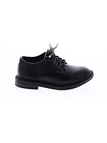 Kenneth Cole REACTION Dress Shoes (view 1)