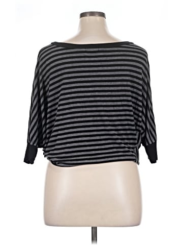 Soprano 3/4 Sleeve Top (view 2)